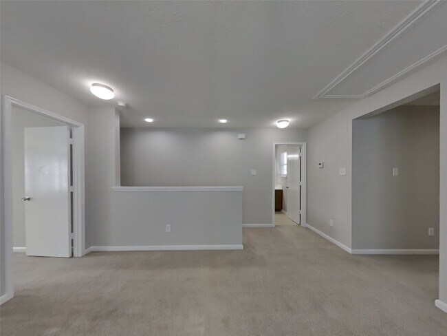 Building Photo - 19325 Cascade Green Ct