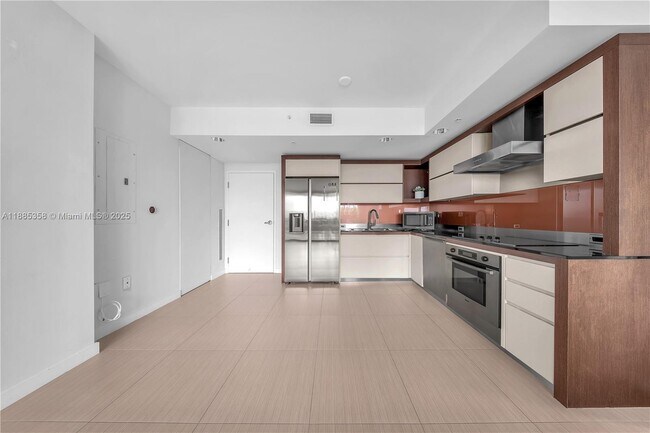 Building Photo - 2155 Washington Ct