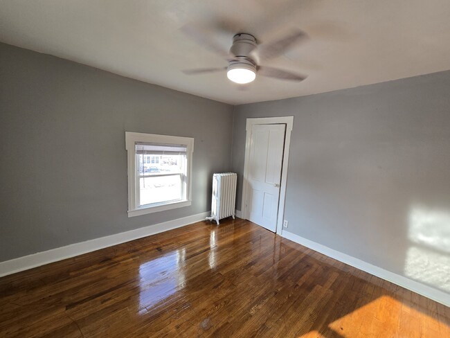 Building Photo - 214 2nd St SW