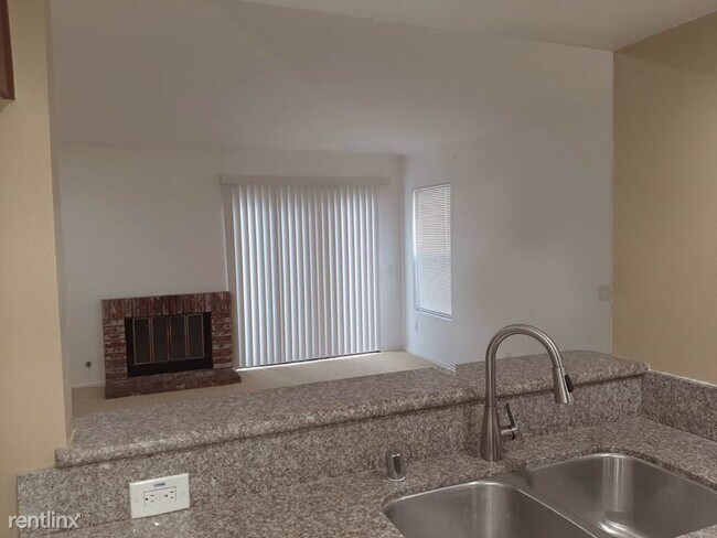 Building Photo - 9302 Twin Trails Dr