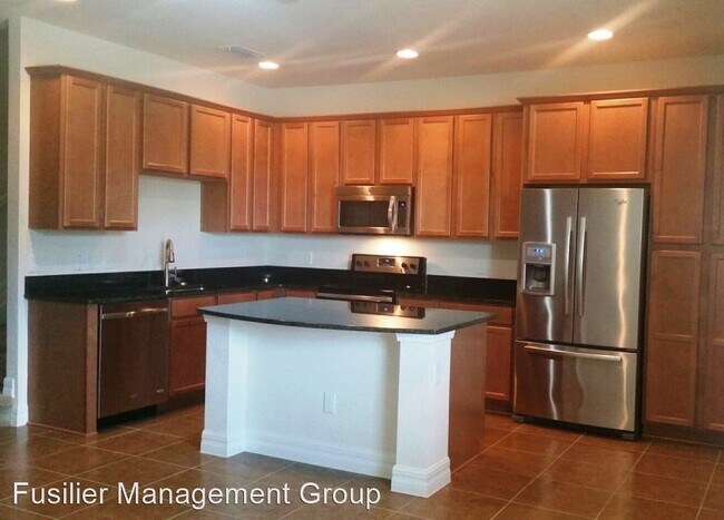 Building Photo - 2 br, 2.5 bath House - 9981 Eagle Creek Ce...