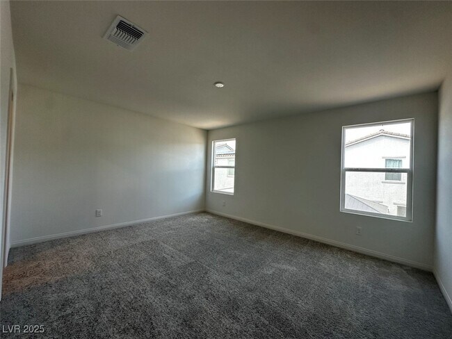 Building Photo - 9649 Hinson St