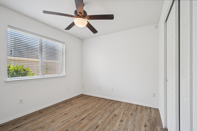 Building Photo - 247 San Felipe Dr