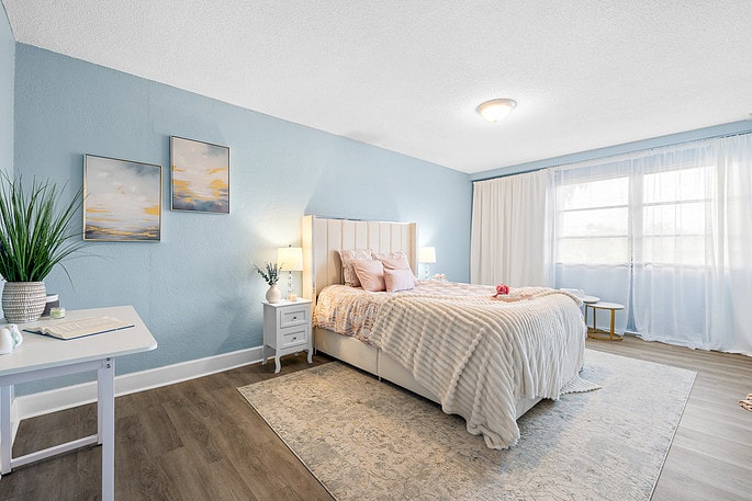 Building Photo - 3315 58th Ave S