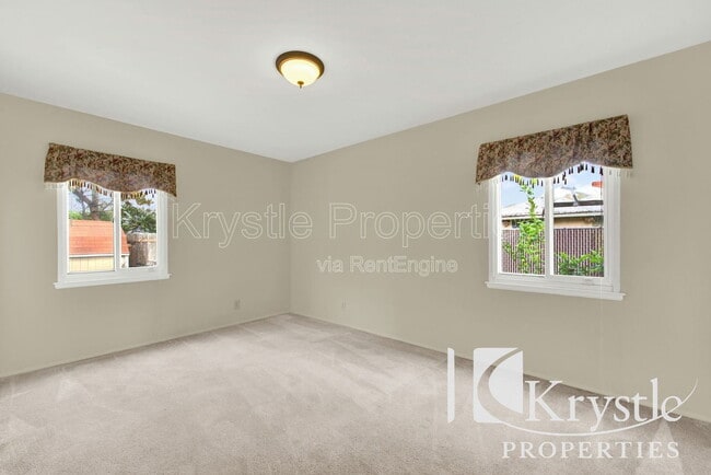 Building Photo - 791 Rosewood Ave