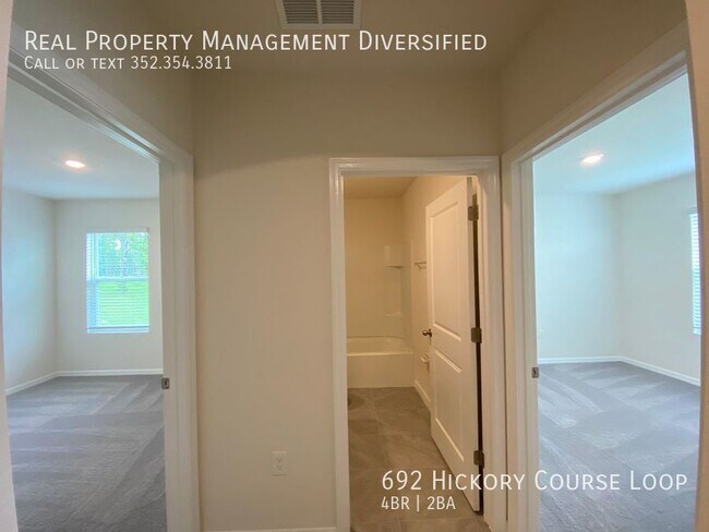 Building Photo - 692 Hickory Course Loop