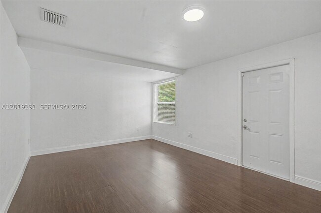 Building Photo - 5917 SW 62nd St