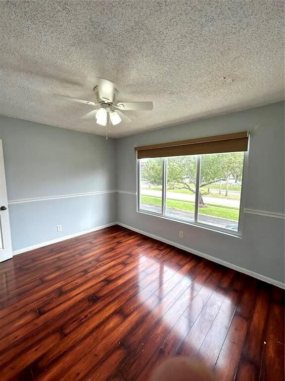 Building Photo - 8131 Lagos De Campo Blvd