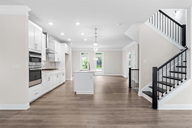 Building Photo - 2560 Clairebrooke Bnd