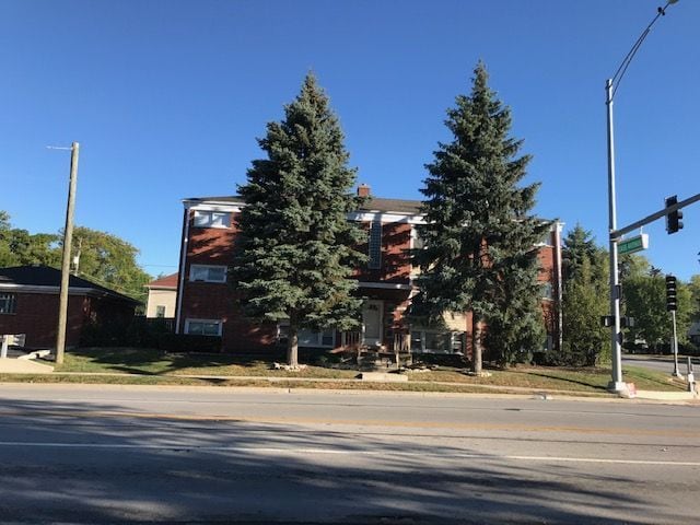 Building Photo - 340 S Cass Ave