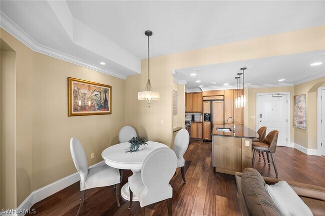 Building Photo - 9123 Strada Pl