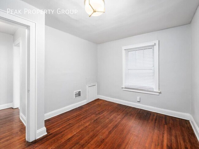 Building Photo - 83 W. First Avenue-2 Bedroom