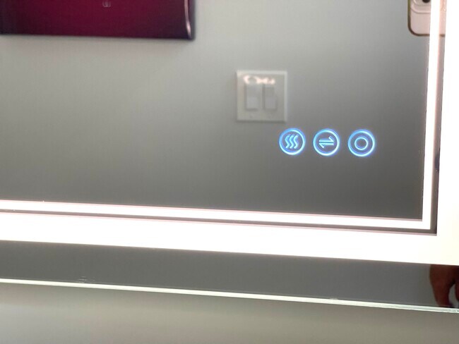 Building Photo - 616 Clearwater Park Rd