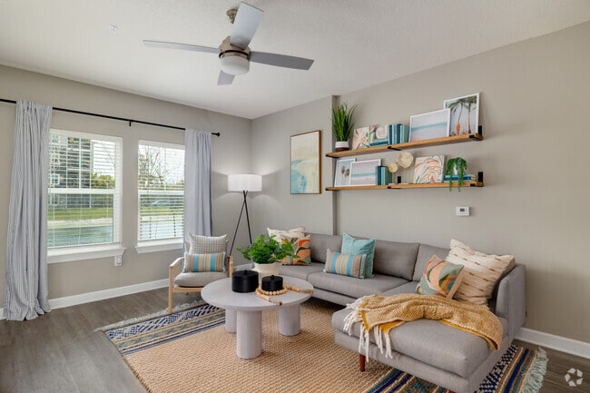 2BR, 2BA - 1,038SF - Living Room - Vantage Apartments