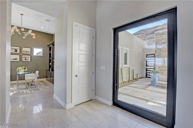 Building Photo - 6300 Clovis Point St