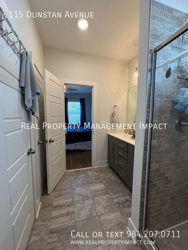 Building Photo - 115 Dunstan Ave