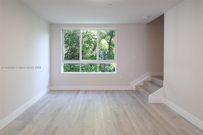 Building Photo - 2555 NE 193rd St