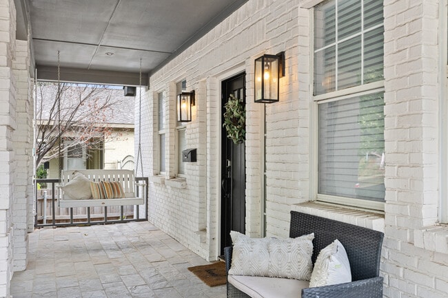 Building Photo - 810 Turner Ave