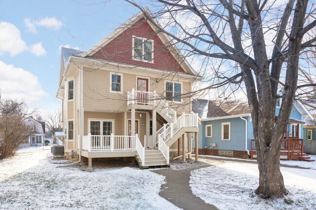 Building Photo - 1397 Englewood Ave