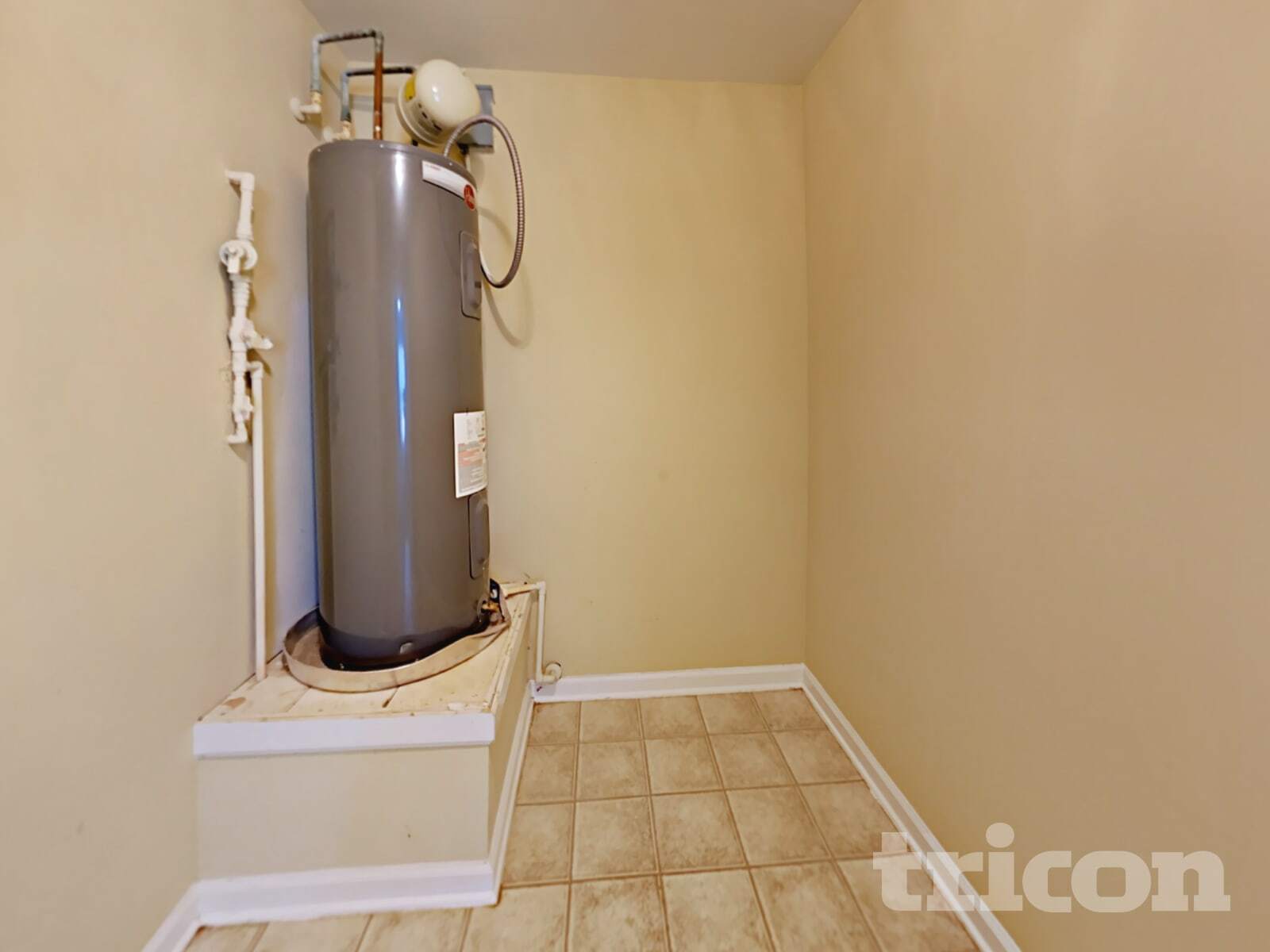 Building Photo - 276 Hawken Trail