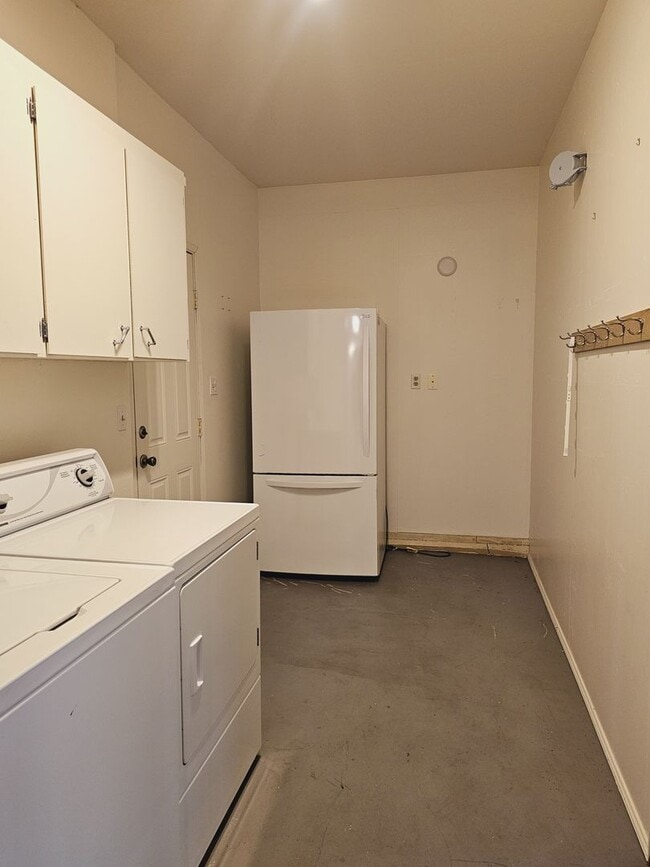 Building Photo - Charming 3 Bedroom Home Near Downtown Jacksonville