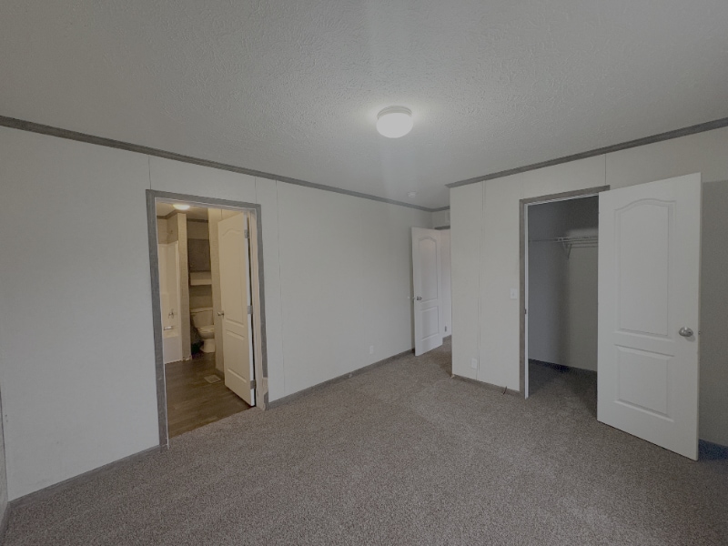 Building Photo - 249 Laurel Leah