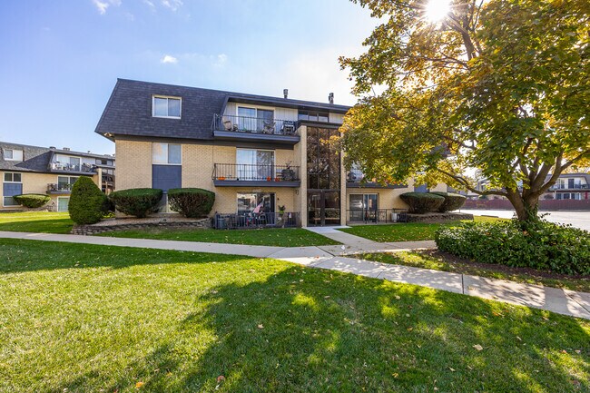 Building Photo - 11126 S 84th Ave