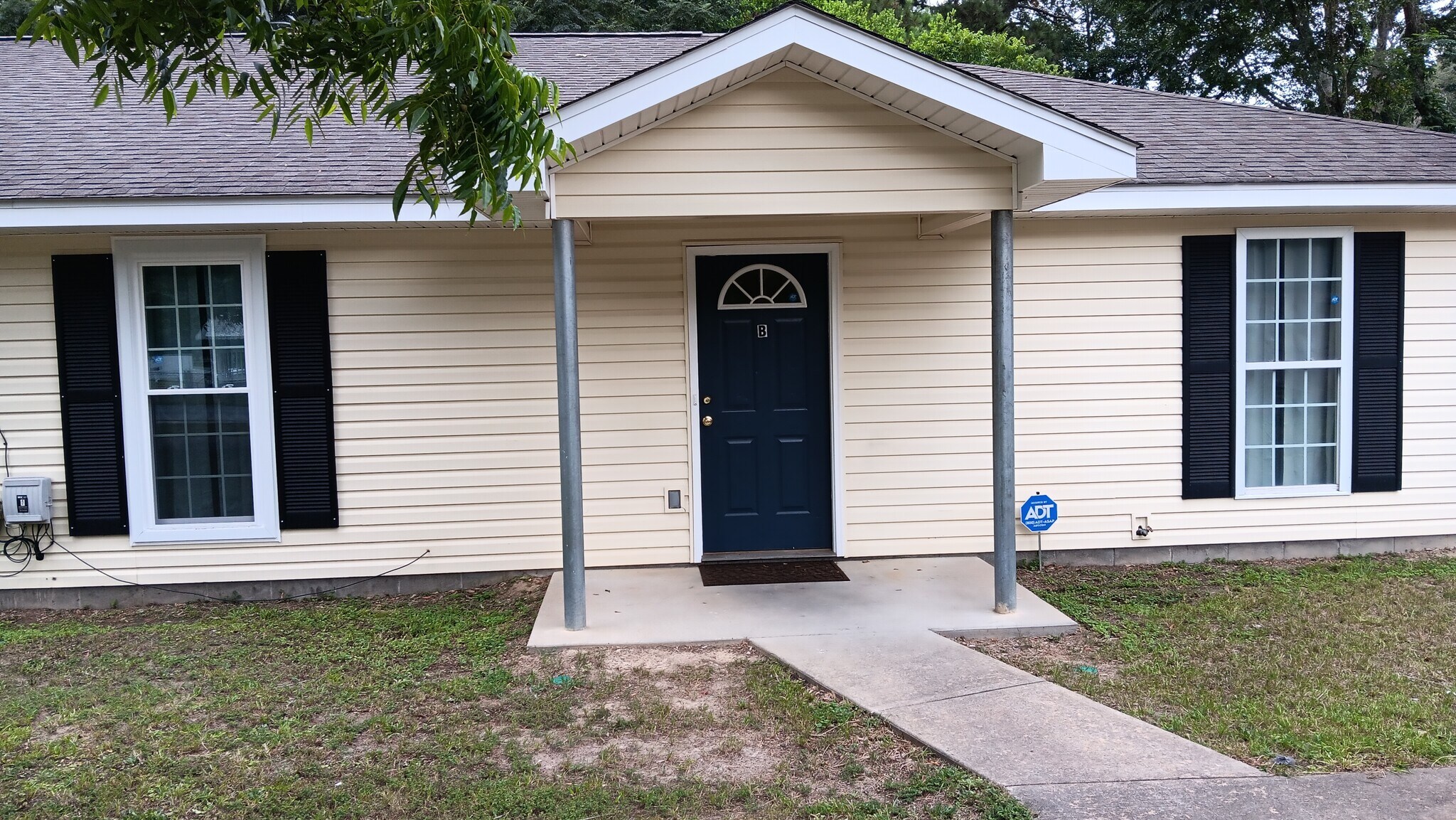 Front Door Closeup - 1741 Elvan Ave