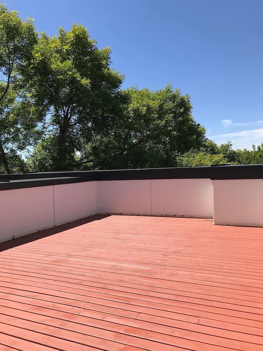 Rooftop deck - 106 22nd Ave S