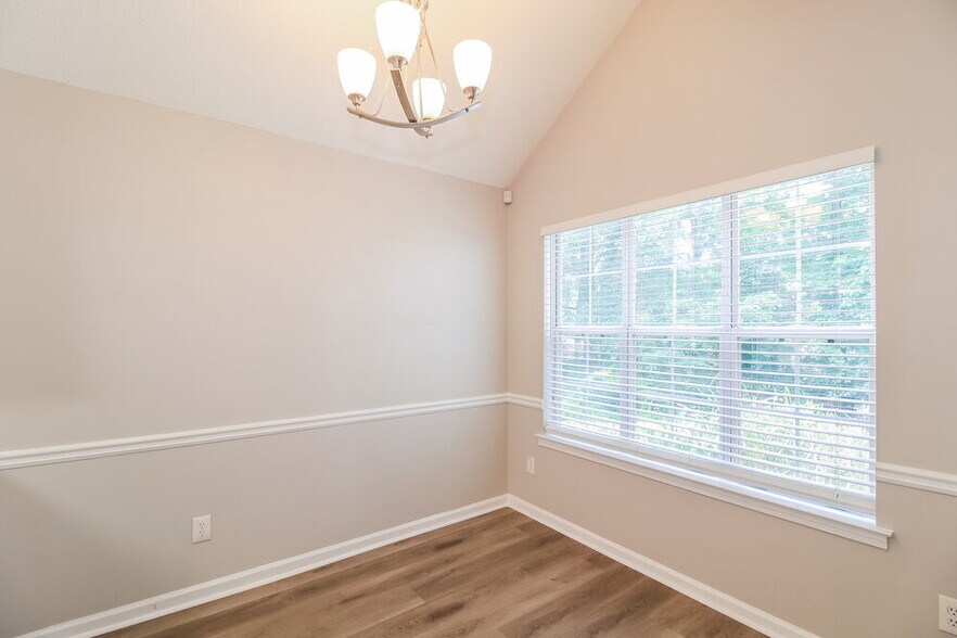 Building Photo - 104 Nanci Ct