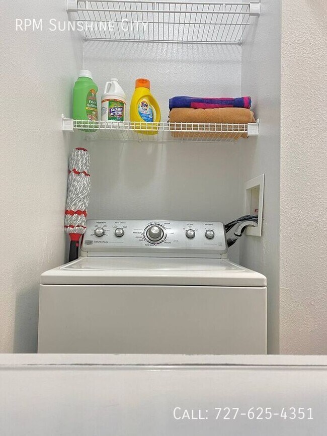 Building Photo - 10764 70th Ave