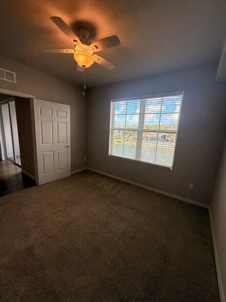 Building Photo - 3335 Grant Cove Cir