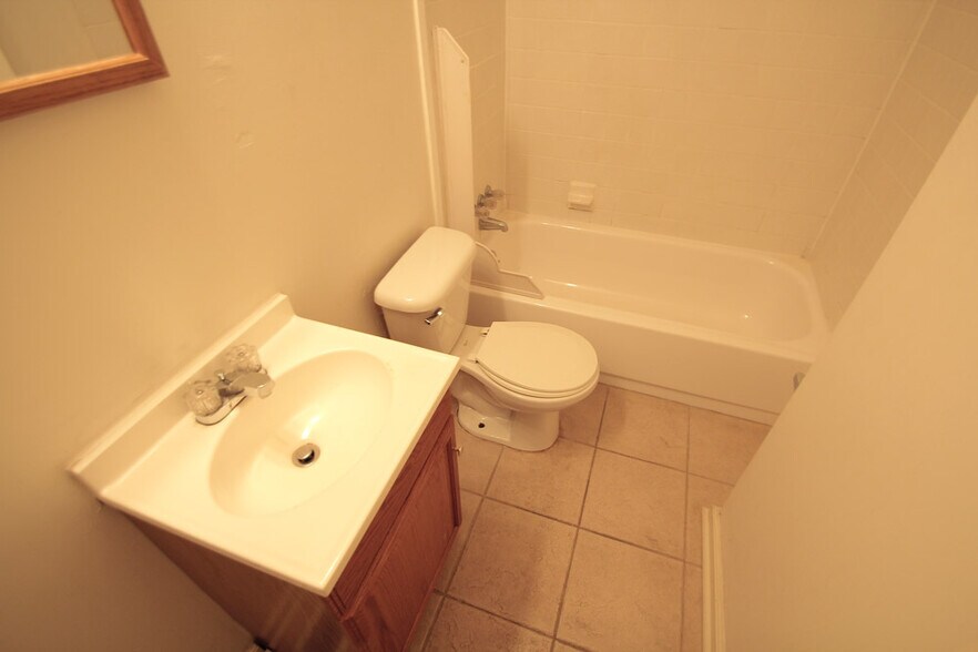 Building Photo - 720 West St