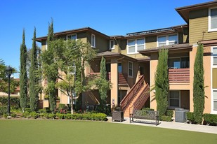 Building Photo - Pradera Apartment Homes