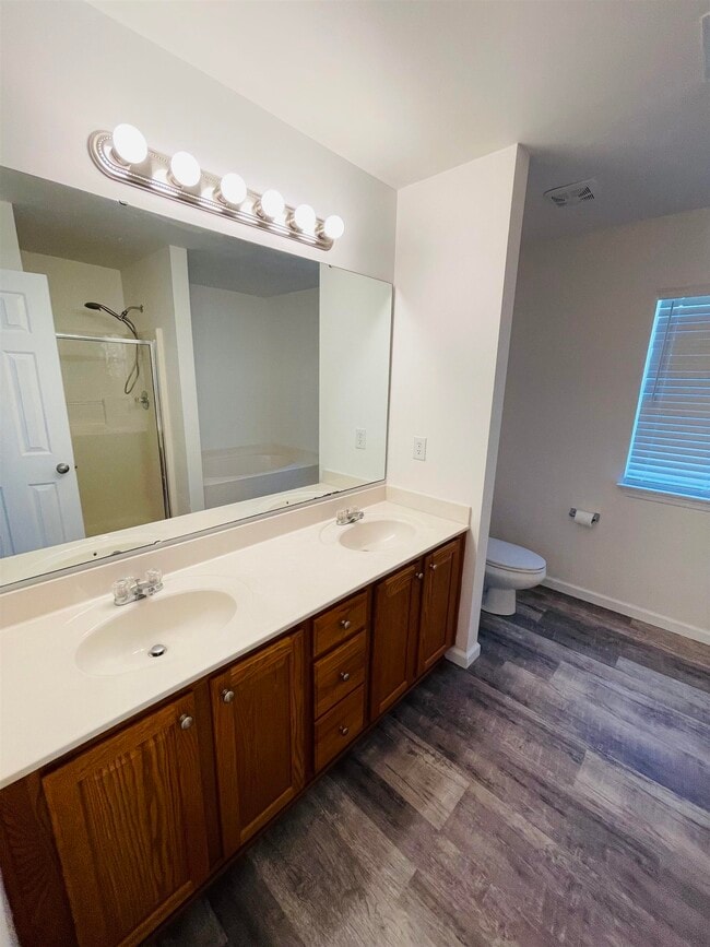 Building Photo - 245 Carolina Farms Blvd