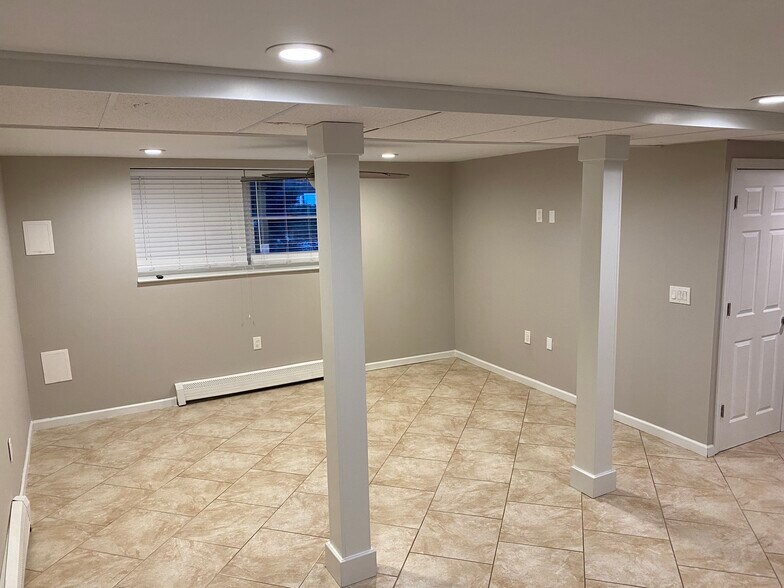 Living Area - 9 Irish Ln