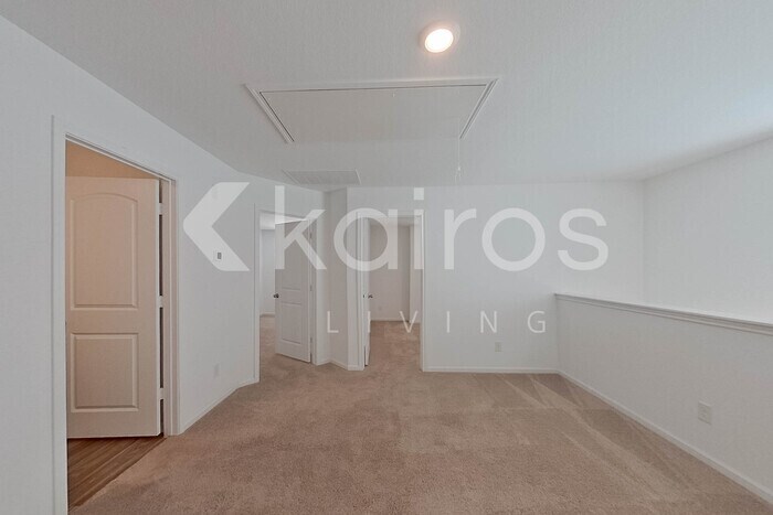 Building Photo - 950 Shady Brk