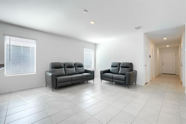 Building Photo - 1799 Courage Crk