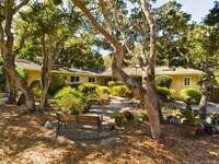 Building Photo - Luxury Living in Pebble Beach