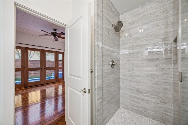 Building Photo - 6036 Feagan St