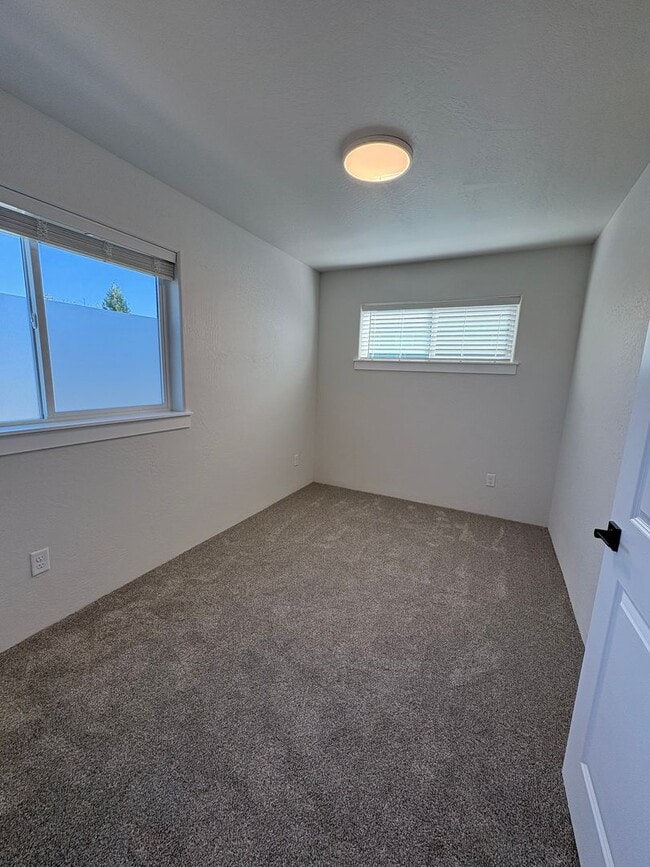 Building Photo - New Construction 3-bedroom, 2-bathroom townhouse