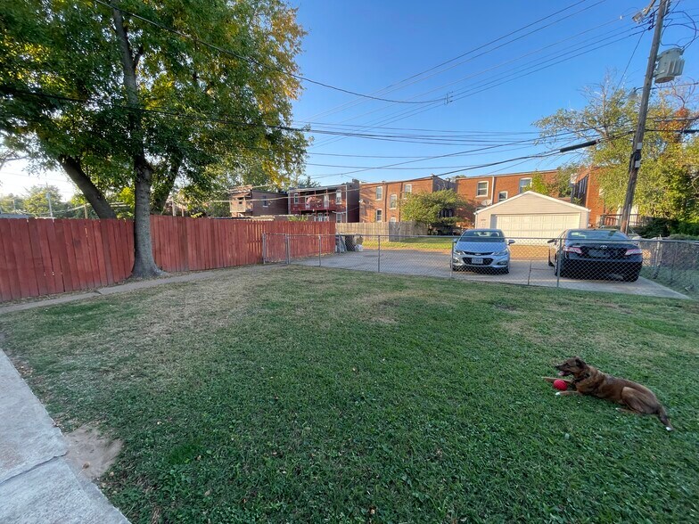 Back yard and parking - 3215 Halliday Ave