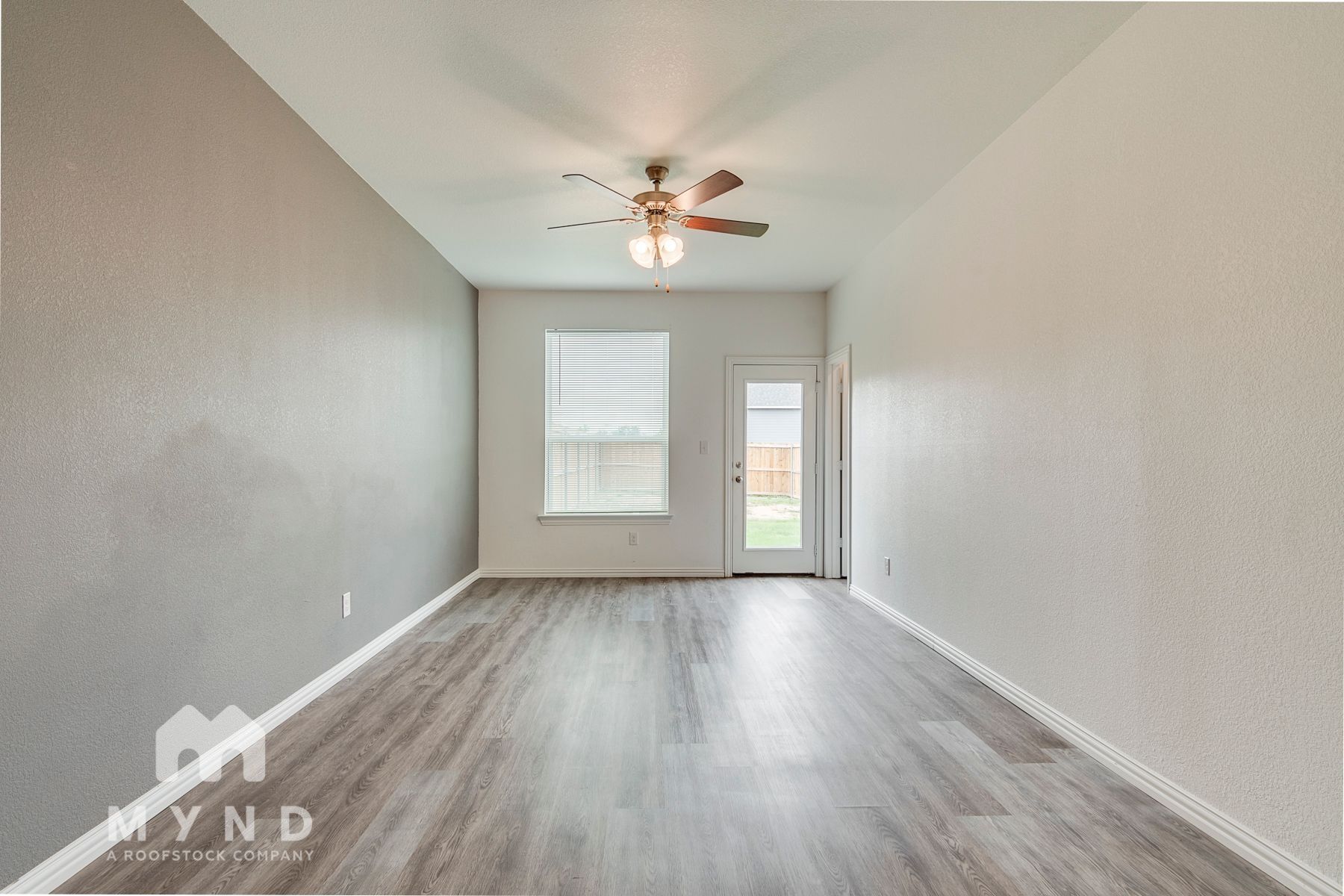 Building Photo - 3234 S Cherry Ln