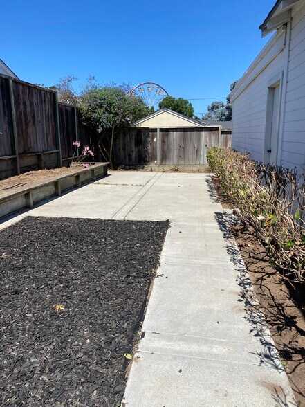 Backyard - 632 Airport Rd