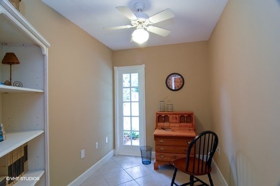 Building Photo - Ixora