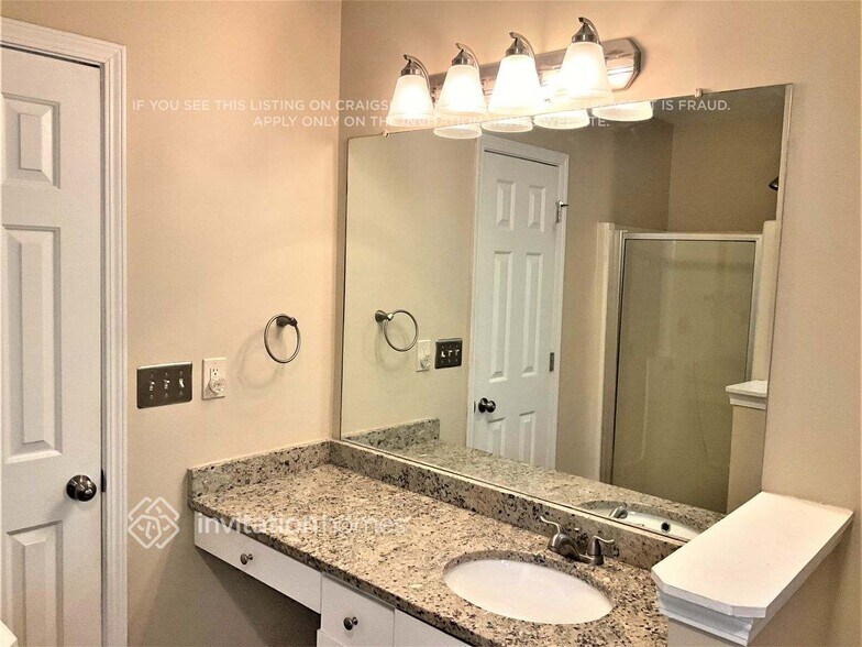 Building Photo - 938 Sentry Ct