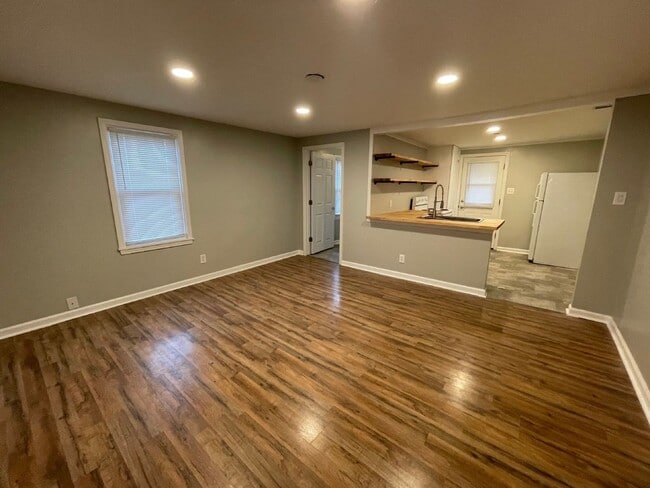 Building Photo - Cozy 2 Bedroom Rental Property in Noblesvi...