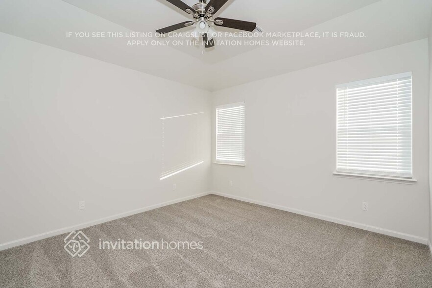 Building Photo - 10028 Pilot Pl