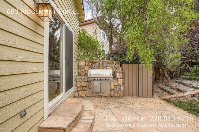 Building Photo - 683 Ridgemont Cir
