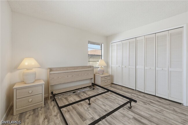 Building Photo - 6136 Whiskey Creek Dr